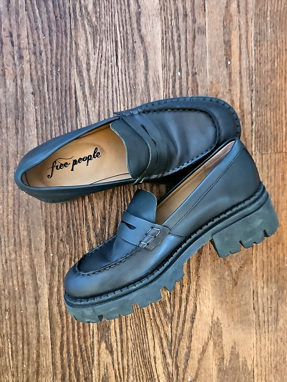 Free People Lyra Lug Sole Loafer Green EU 38.5 - Picture 1 of 12